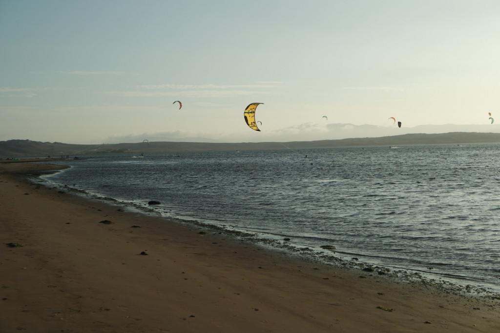 kitesurfer im paracas nationalpark